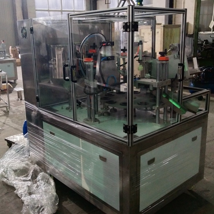 SGF-50塑料軟管全自動灌裝封尾機(jī).jpg